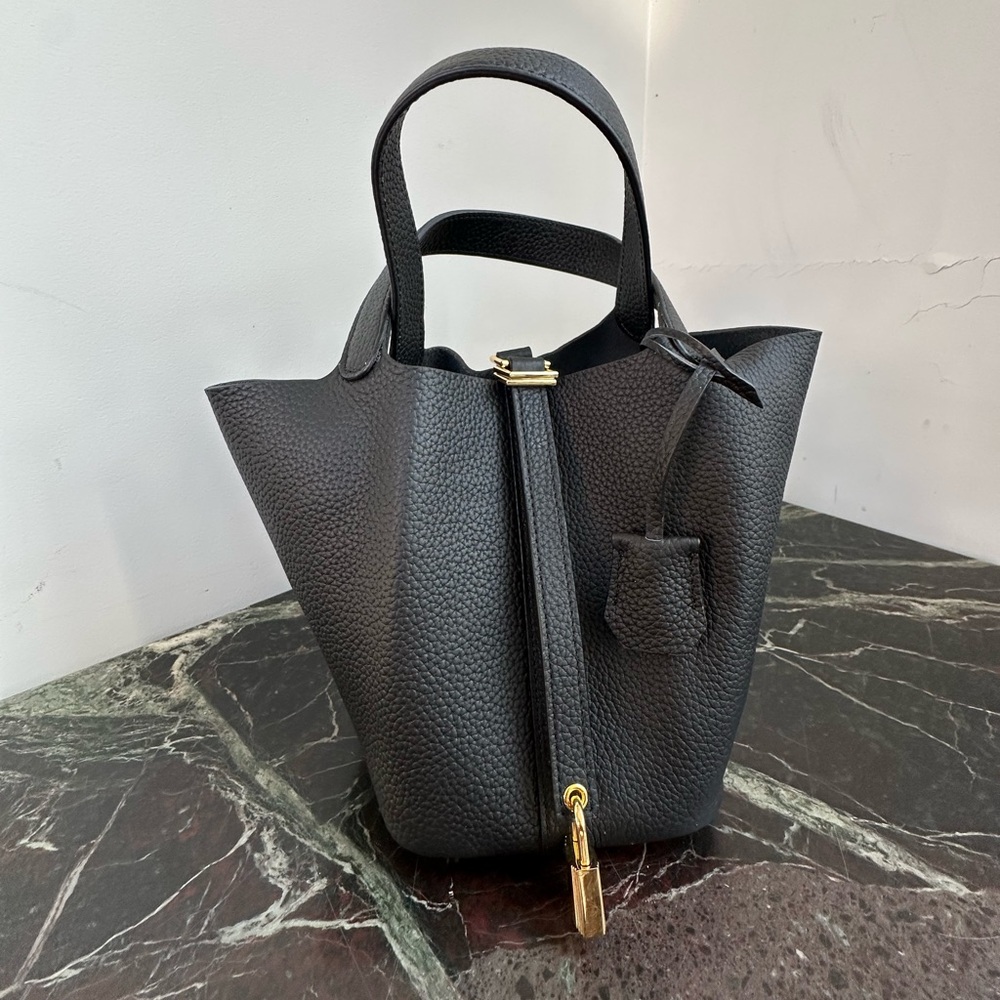 Fashion Leather  Genuine Leather Gold Lock Bucket Bag